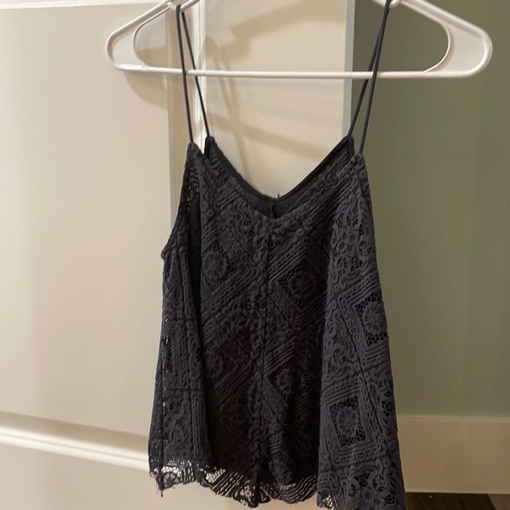 Navy lace tank✨
